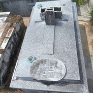 Vendo boveda en cementerio de colon - Img 57663846