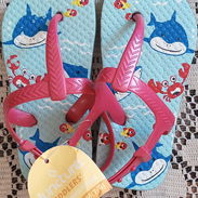 Chancletas para niña pequeña - Img 57441823
