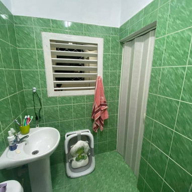🔵Apartamento en centro habana ( SanLeopoldo ) 🏡📍🔵   ^ Características  * sala  *  cocina con gas de la calle  * baño - 5/10