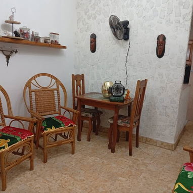 SE VENDE ESPACIOSO APARTAMENTO EN SANTO SUAREZ - 3/7