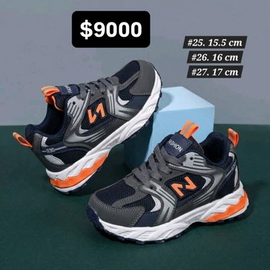 Venta de ropas, zapatos y otros accesorios para niñ@s - 6/10