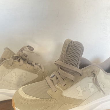 Tenis Under Armour - Img 120020685