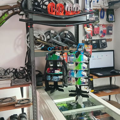 TIENDA TALLER ESPECIALIZADA EN BICIS 🚴 - Img 127584068
