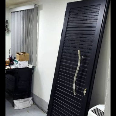 Puertas dobles y ventanas de aluminio - 7/10