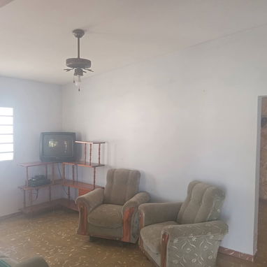 Casa esquina en cojimar - 4/10