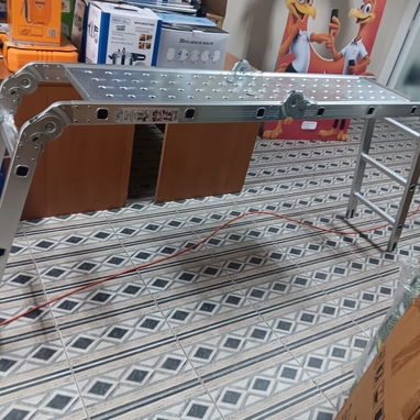 Escalera plegable multiproposito 3.7M con base - Img 122426906