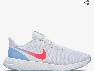 Tenis Nike Revolution blanco - Img main-image