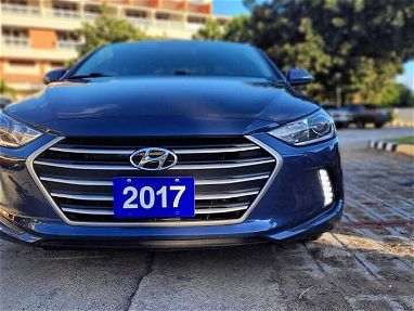 Vendo Hyundai Elantra 2017 importado - Img 51960018