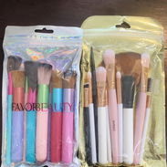Paquete de brochas para maquillaje - Img 57702874