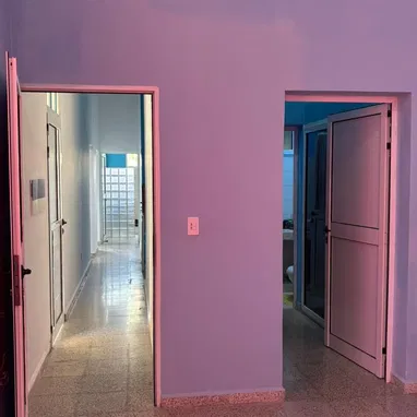 CASA MODERNA EN VENTA | EN PLAZA  📍 Plaza de la Revolución | La Habana – La Pera - 4/10