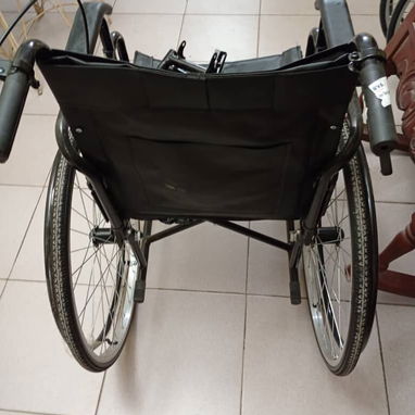 Silla de ruedas seminueva en excelente condición – 180 usd - Monte y Aguila - Img 124384650