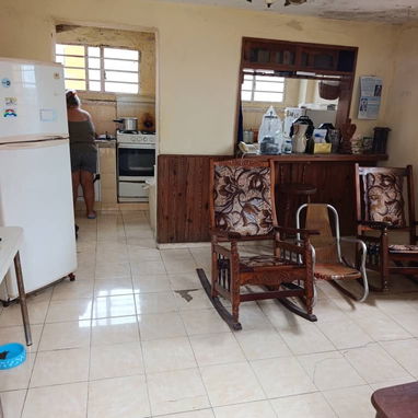 Casa independiente en altos de biplanta Santo Suárez - 3/9