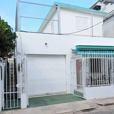 🏡 ¡EN VENTA CASA INDEPENDIENTE EN MIRAMAR! - 2/5