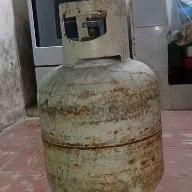 Balita de gas vacía - 5/5