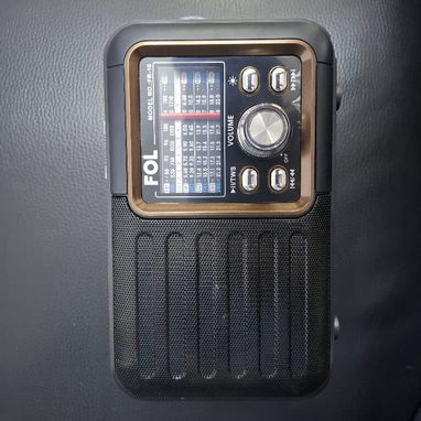 Radio de batería AM Y  FM. Ideal para cualquier lugar portatil. - Img 107571302