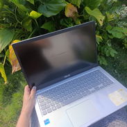 💻 Laptop ASUS F515E i7 (11ª Gen) y 16 GB DDR4 🧠⚡ — En venta 380 USD 🔥✨ - Img 56055267
