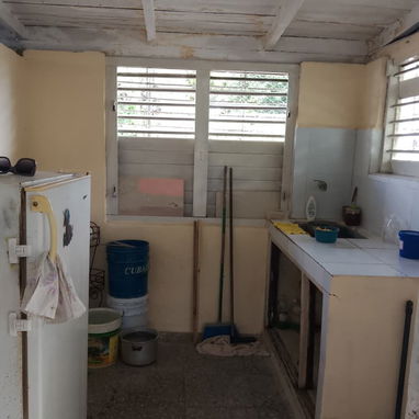 Casa independiente en el café colón $4000 llamar al +53 5 9215384 - 6/6