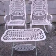 Sillones tradicionales de aluminio con mesita - Img 54081249