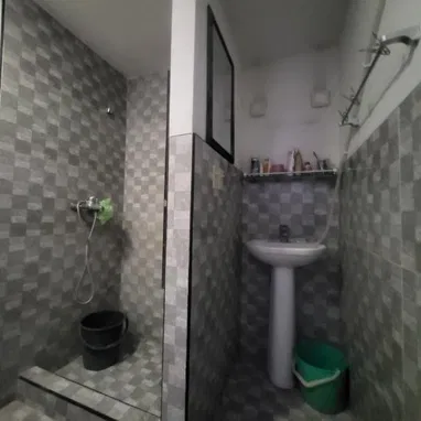 🏡 SE VENDE APARTAMENTO EN CENTRO HABANA EN LA CALZADA DE INFANTA - 8/10