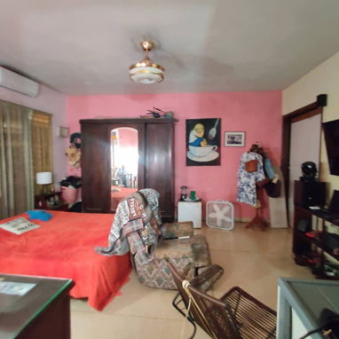 Propiedad en el corazón de la zona comercial de Miramar !!! - Img 119678801