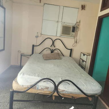 Venta de casa puerta de calle en el Reparto Rocafort - Img 121409355
