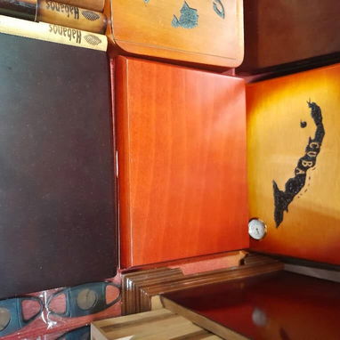 Se vende caja de tabaco de madera precisa - Img 122598861