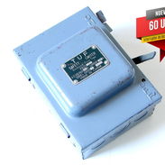 VENDO INTERRUPTOR DE DESCONEXIÓN 2 POLOS 250V 30A (nuevo) - Img 51206821