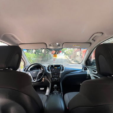 HYUNDAI SANTA FE 2017 — VERSIÓN COREANO - 3/4