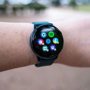 RELOJ SAMSUNG GALAXY WATCH ACTIVE 1 DE 40MM EN COLOR NEGRO (NUEVO EN CAJA) -- 110 USD - Img 57704742