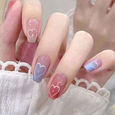 uñas postizas con pegamentos pot el día de las madres - Img 120497006