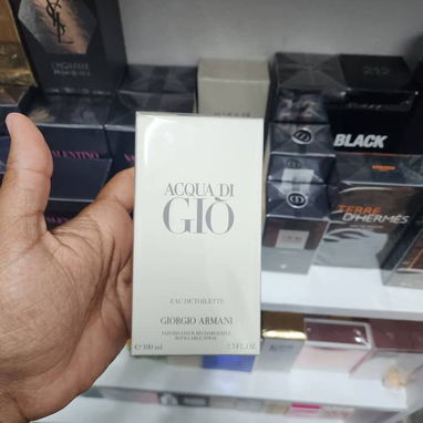 Todo en perfumería - Img 118769524