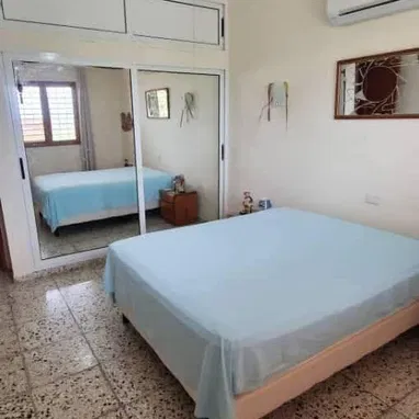 En venta hermosa casa con vista directa al mar en Cojimar. - Img 112962685
