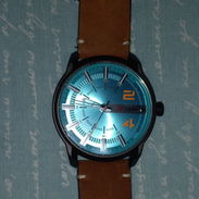 Vendo reloj Curren de uso en buen estado - Img 54615255