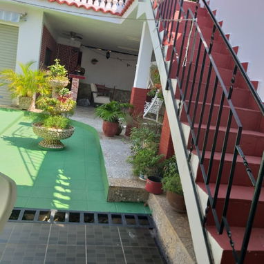 Espectacular mansión en Miramar todo nuevo, garaje para 2 autos y espacio para otros. 400 metros cuadrados. Ofertaaa!!! - Img 119553930