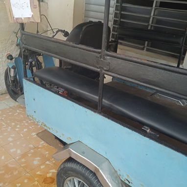 se vende motoneta URAL en 2500 USD con chapa y certificó llamar a 54902220 - Img 125440285
