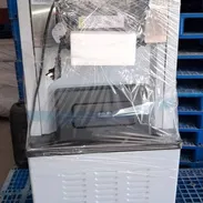Maquina de Frozen digital de 3 tiros,2 sabores y uno mezclado,20 litros por hora  220 volt,50 Hz, nueva en caja - Img 55738667