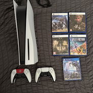🎮 Vendo PS5 Fat de 1 TB, con lector de discos, en perfecto estado y lista para disfrutar. Incluye dos mandos y 5 juego - Img 57873618
