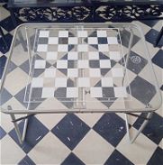 Se vende mesa plegable de cristal con tablero de ajedrez + Transporte!! - Img 46012034