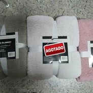 Colcha Frazada Sherpa súper suave 🌷  Medida 203x218 cm - Img 55897442