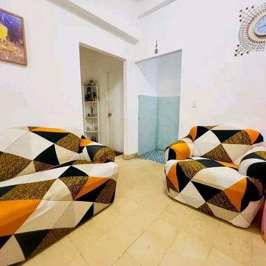 Apartamento Capitalista en 1er piso Próximo a 25 y O VEDADO - 5/10