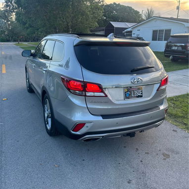 Vendo o negocio yhunday Santa Fe del 2017 full limited con 153 mil millas motor reparado - Img 99264574