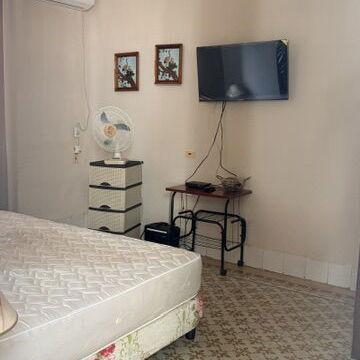 Se alquila apartamento en el vedado - 4/8