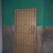 Se vende un apartamento en un 1er piso edificio capitalista con todo adentro leer asta el final - Img 55947785