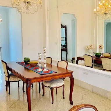 895 mil con todo y 750 mil vacío negociables residencia lujo vedado - Img 125026587