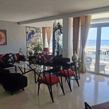 Vedado con Vista al Mar! 🌅🏖️Apartamento RENTA POR NOCHES/ LINEAL - Img 109473690