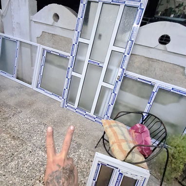 ✅ El precio se olvida pero la calidad se recuerda Realizamos trabajos de carpintería de aluminio y cristales - Img 122514004