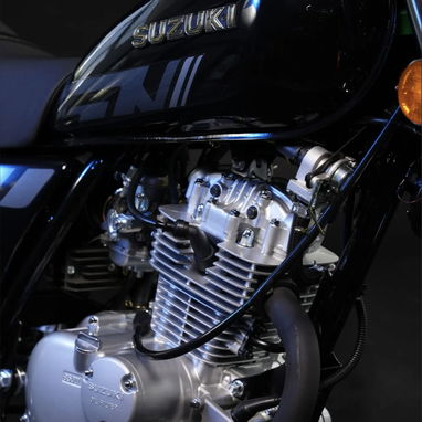 Suzuki Original OFERTA POR EL DÍA DE LOS PADRES Moto Suzuki GN 125F – Durabilidad y Estilo en Cada Kilómetro! - Img 101668074