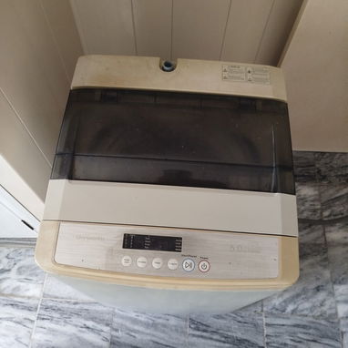 Se vende lavadora Skyworth de uso pero en buen estado de 5.0 kg - Img 123191588