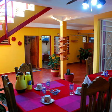 🌊Casa de Renta en Viñales/Hospedaje para grupos Viñales/Excursiones Viñales 🌊 - Img 121903929