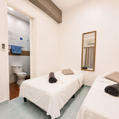 Departamento independiente Zona Vip - Img 125323117